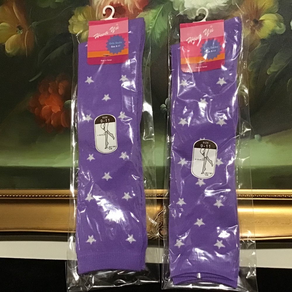 2 NWT Hwa Yu Women Stars KNEE HIGH Thigh High Socks purple 9-11 Made in Taiwan